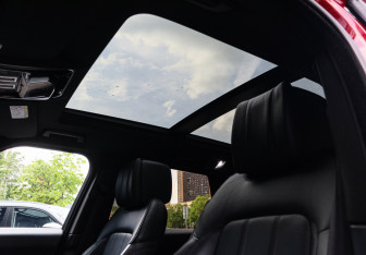 Подержанный автомобиль Land Rover Range Rover Sport 2020 года (18 фото)