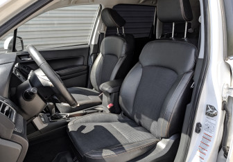Подержанный автомобиль Subaru Forester Suv 2015 года (20 фото)