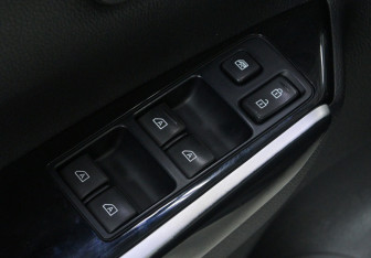Подержанный автомобиль Mitsubishi Montero Sport 2022 года (18 фото)
