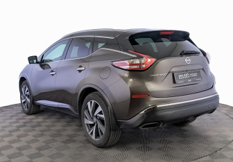 Подержанный автомобиль Nissan Murano Suv 2017 года (7 фото)