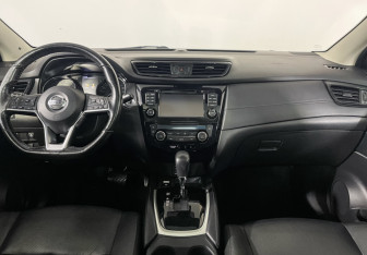 Подержанный автомобиль Nissan Qashqai 2019 года (12 фото)