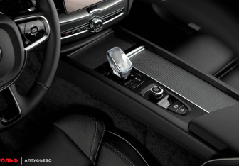 Новый Volvo XC60 2025 (11 фото)