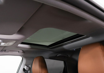 Подержанный автомобиль Omoda C5 2022 года (12 фото)