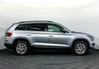 Подержанный автомобиль Skoda Kodiaq 2021 года (4 фото)