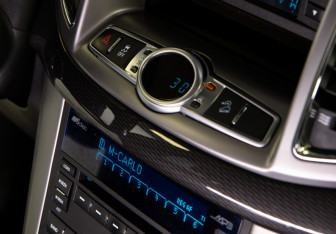 Подержанный автомобиль Chevrolet Captiva 2013 года (18 фото)