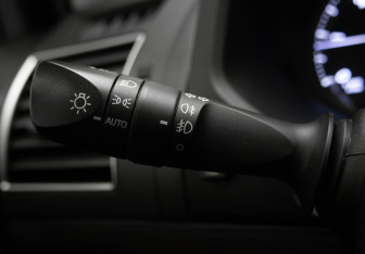 Подержанный автомобиль Toyota Land Cruiser Prado 2021 года (12 фото)