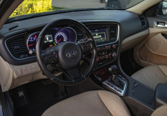 Подержанный автомобиль Kia Optima Sedan 2015 года (8 фото)