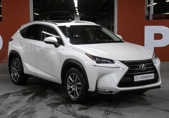 Подержанный автомобиль Lexus NX 2015 года (3 фото)