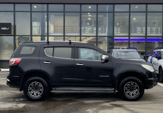 Подержанный автомобиль Chevrolet TrailBlazer 2012 года (4 фото)