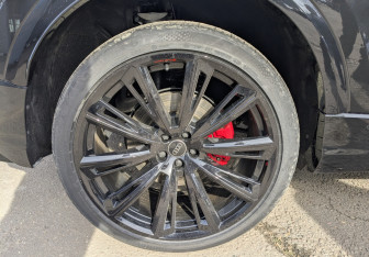 Новый Audi Q8 2025 (7 фото)