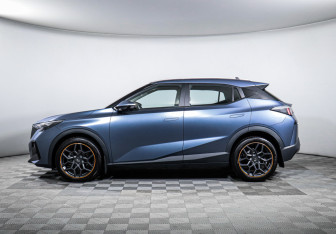 Подержанный автомобиль GAC GS3 2024 года (8 фото)