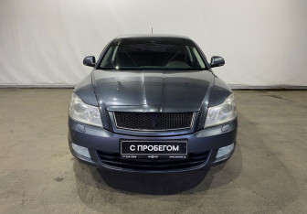 Подержанный автомобиль Skoda Octavia Liftback 2011 года (2 фото)