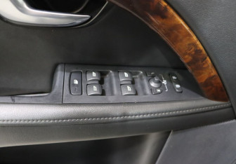 Подержанный автомобиль Volvo S80 2011 года (11 фото)