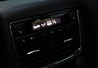 Подержанный автомобиль Mazda CX-9 2021 года (11 фото)