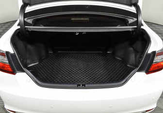 Подержанный автомобиль Toyota Camry Sedan 2017 года (16 фото)