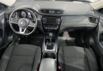 Подержанный автомобиль Nissan X-Trail 2021 года (11 фото)