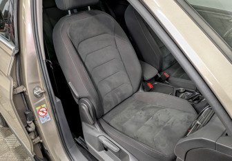 Подержанный автомобиль Volkswagen Tiguan 2020 года (24 фото)