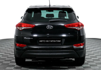 Подержанный автомобиль Hyundai Tucson 2016 года (6 фото)