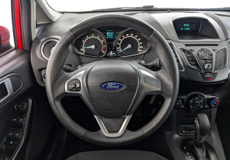 Подержанный автомобиль Ford Fiesta Hatchback 2016 года (22 фото)