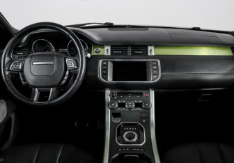 Подержанный автомобиль Land Rover Range Rover Evoque 2013 года (12 фото)