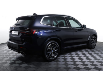 Подержанный автомобиль BMW X3 2022 года (5 фото)