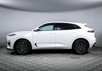 Подержанный автомобиль Changan UNI-K 2023 года (8 фото)