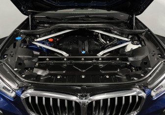 Подержанный автомобиль BMW X5 2020 года (10 фото)