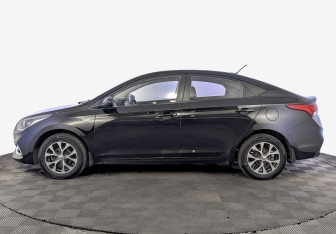 Подержанный автомобиль Hyundai Solaris Sedan 2017 года (8 фото)