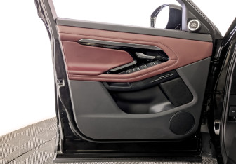 Подержанный автомобиль Land Rover Range Rover Evoque 2020 года (19 фото)