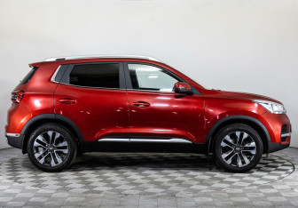 Подержанный автомобиль Chery Tiggo 4 2020 года (4 фото)