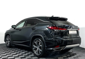 Подержанный автомобиль Lexus RX 2020 года (7 фото)