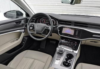 Подержанный автомобиль Audi A6 Sedan 2021 года (30 фото)