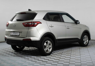 Подержанный автомобиль Hyundai Creta 2019 года (5 фото)