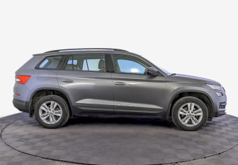 Подержанный автомобиль Skoda Kodiaq 2019 года (4 фото)