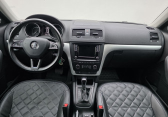 Подержанный автомобиль Skoda Yeti 2016 года (11 фото)