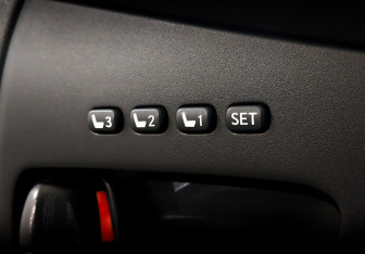 Подержанный автомобиль Lexus RX 2013 года (22 фото)