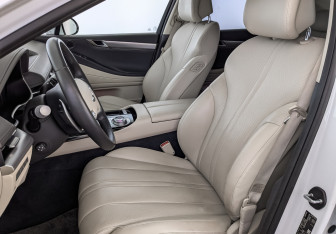 Подержанный автомобиль Genesis G80 2021 года (20 фото)