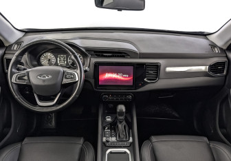 Подержанный автомобиль Chery Tiggo 4 2023 года (14 фото)