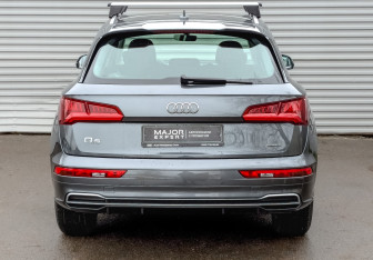 Подержанный автомобиль Audi Q5 2020 года (6 фото)
