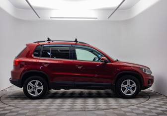 Подержанный автомобиль Volkswagen Tiguan 2012 года (4 фото)
