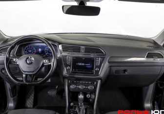Подержанный автомобиль Volkswagen Tiguan 2017 года (10 фото)