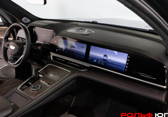 Подержанный автомобиль Geely Monjaro 2025 года (7 фото)