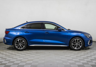 Подержанный автомобиль Audi A3 Sedan 2021 года (4 фото)