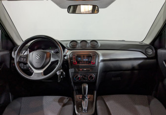 Подержанный автомобиль Suzuki Vitara 2021 года (21 фото)