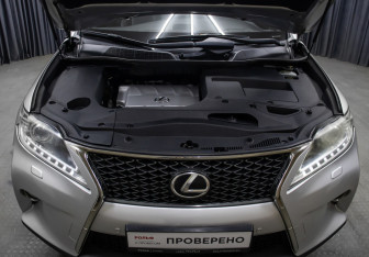 Подержанный автомобиль Lexus RX 2012 года (9 фото)