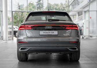 Новый Audi Q8 2025 (7 фото)