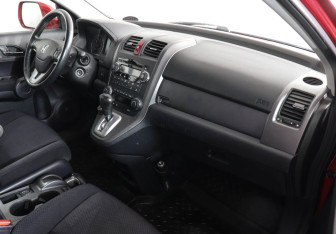 Подержанный автомобиль Honda CR-V 2008 года (10 фото)