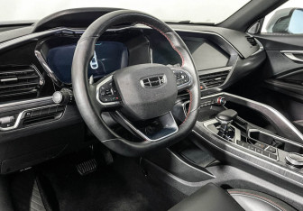 Подержанный автомобиль Geely Tugella 2023 года (13 фото)