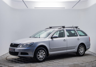 Подержанный автомобиль Skoda Octavia Wagon 2012 года (1 фото)