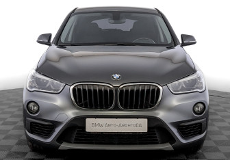 Подержанный автомобиль BMW X1 2019 года (2 фото)